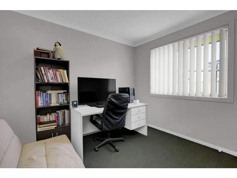 8 Brittany Avenue, Rutherford NSW 2320