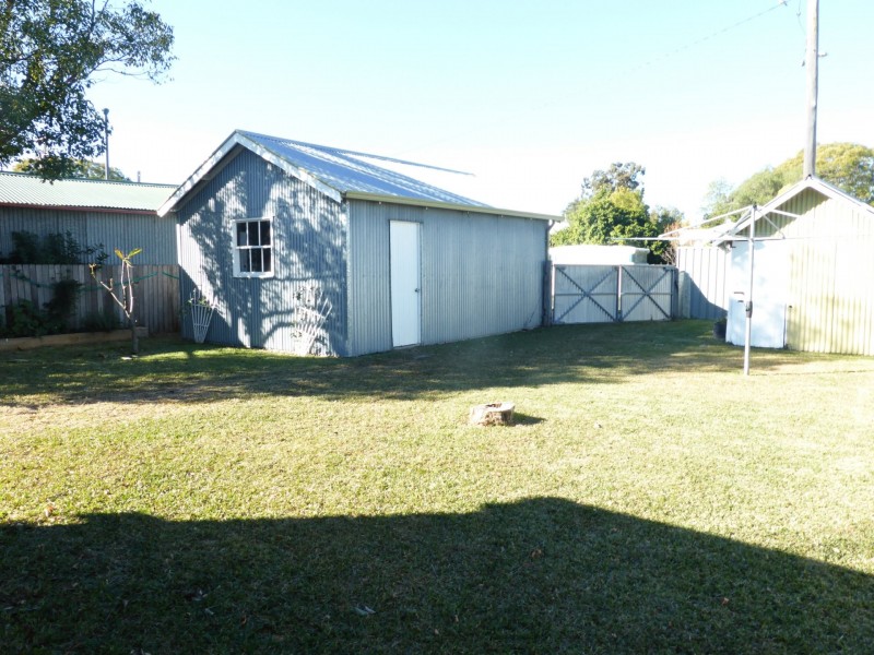 18 Bathurst Street, Singleton NSW 2330