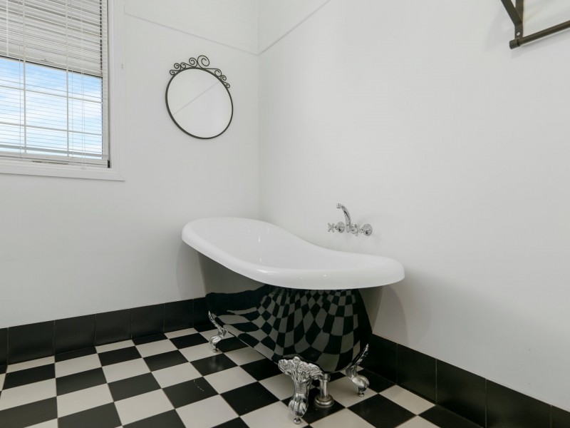 10 Harriett Street, Singleton NSW 2330