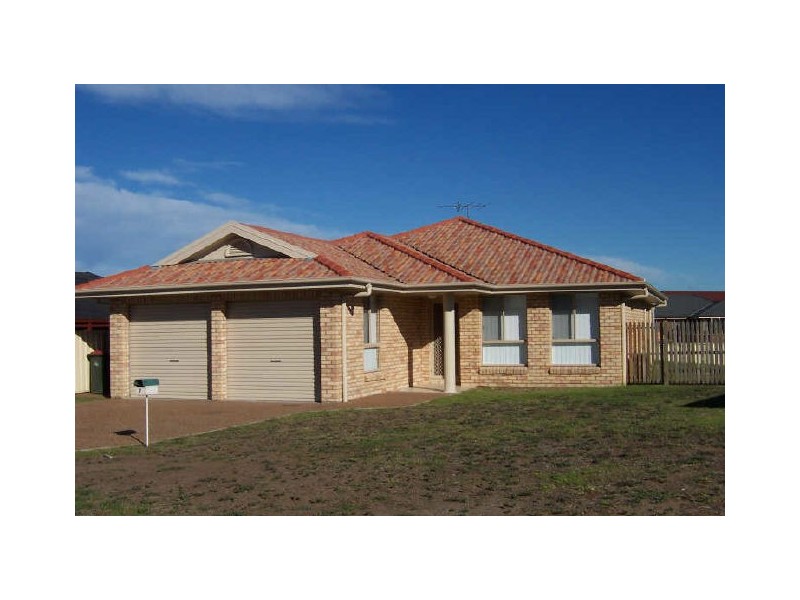 8 North Close, Singleton NSW 2330