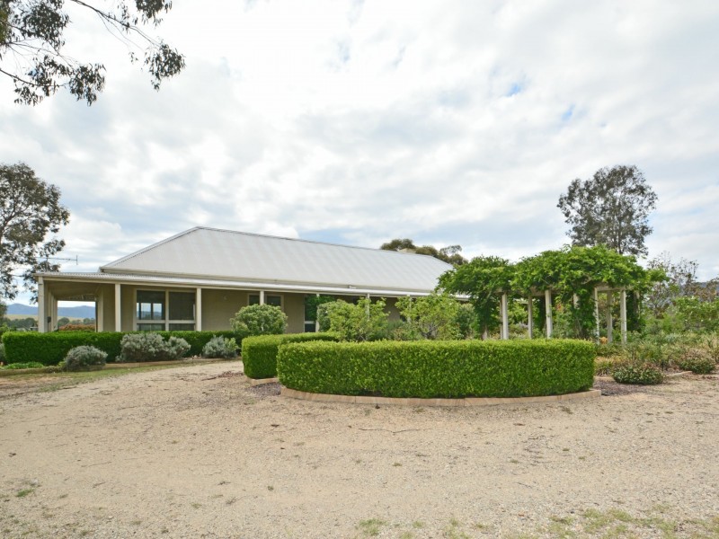 725 Milbrodale Road, Broke NSW 2330