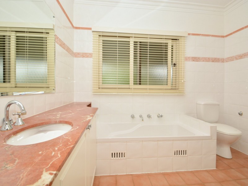 725 Milbrodale Road, Broke NSW 2330