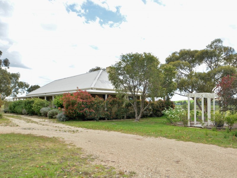 725 Milbrodale Road, Broke NSW 2330