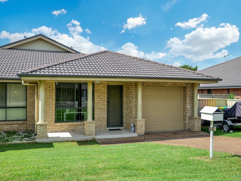 2/56 Wattle Ponds Road, Singleton NSW 2330