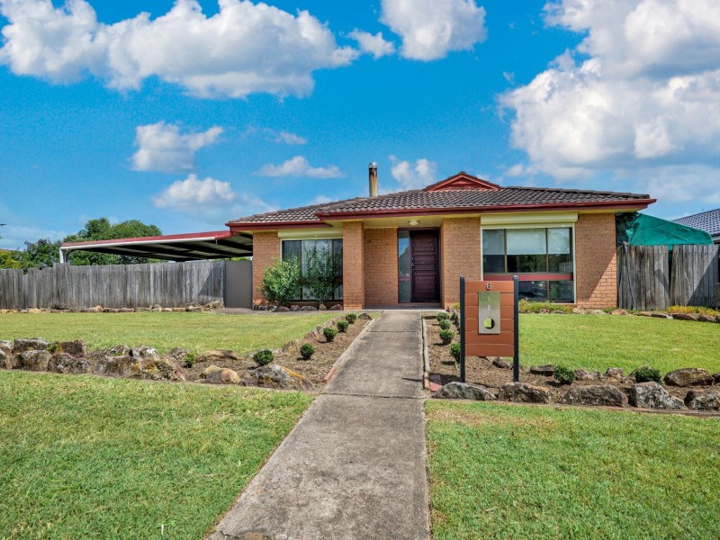 6 Casey Drive, Singleton NSW 2330