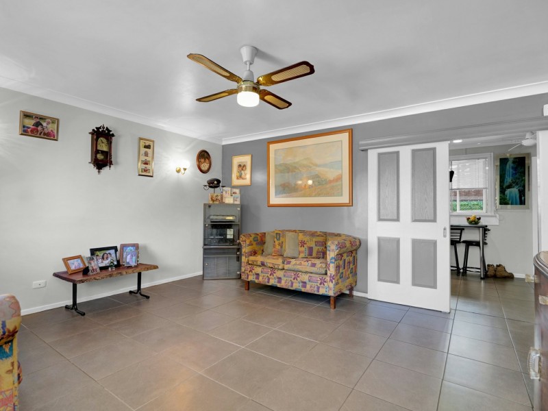 16 Lawson Avenue, Singleton NSW 2330