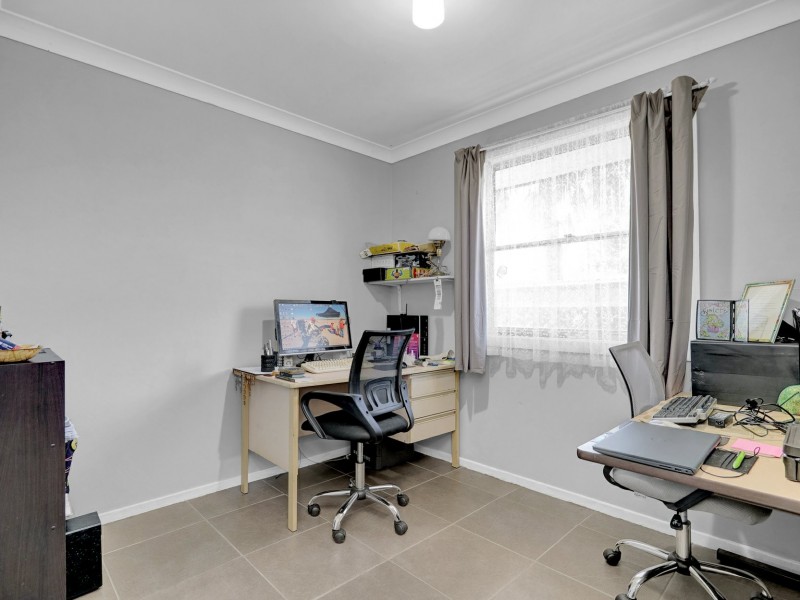 16 Lawson Avenue, Singleton NSW 2330