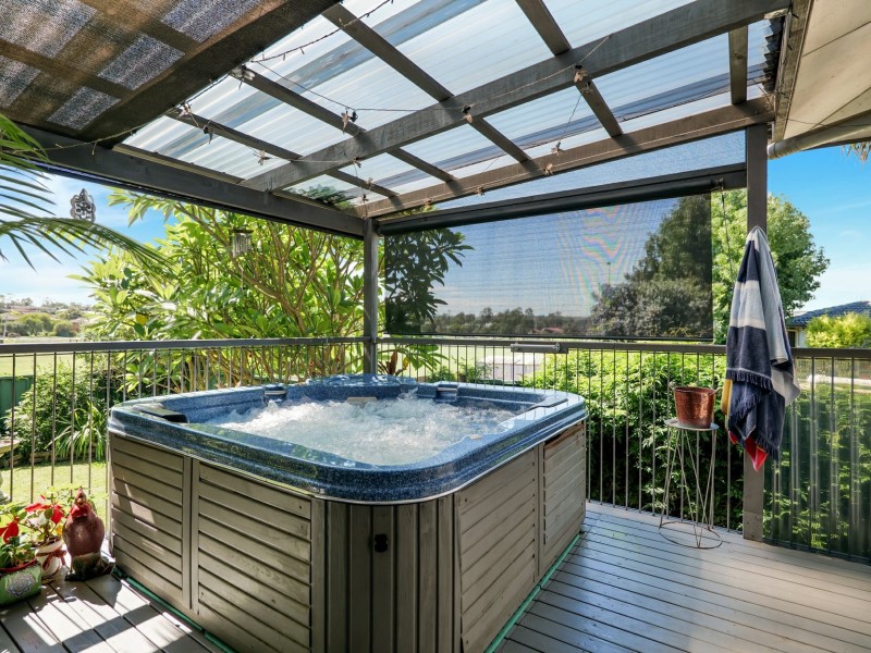 16 Lawson Avenue, Singleton NSW 2330