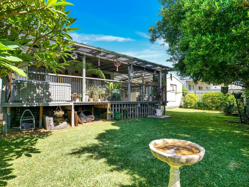 16 Lawson Avenue, Singleton NSW 2330