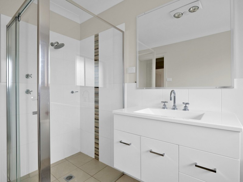 2/3 Pioneer Road, Singleton NSW 2330