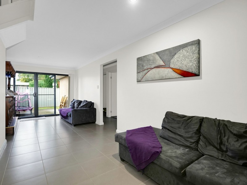 2/5 King Street, Singleton NSW 2330