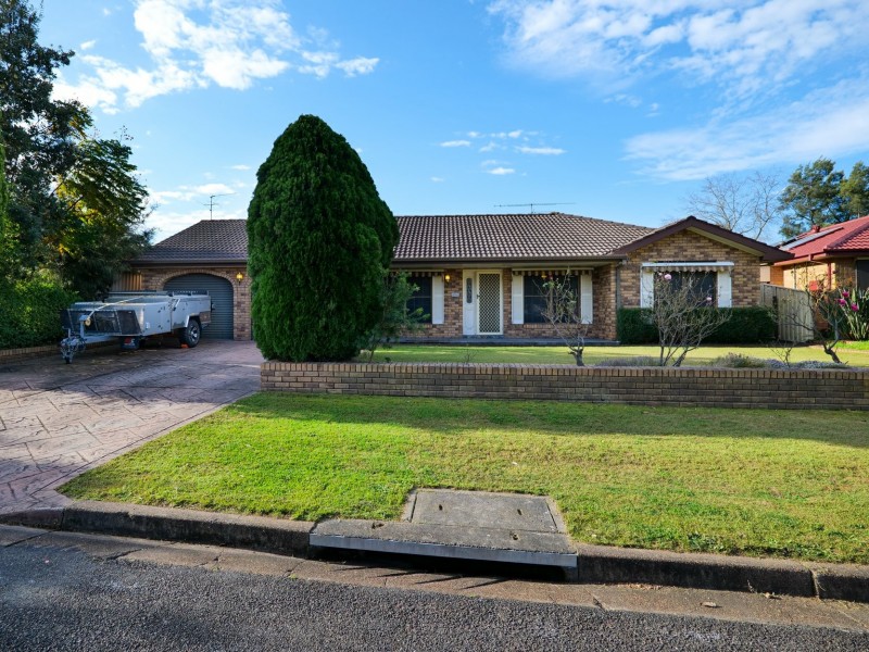 33 D’Arbon Avenue, Singleton NSW 2330