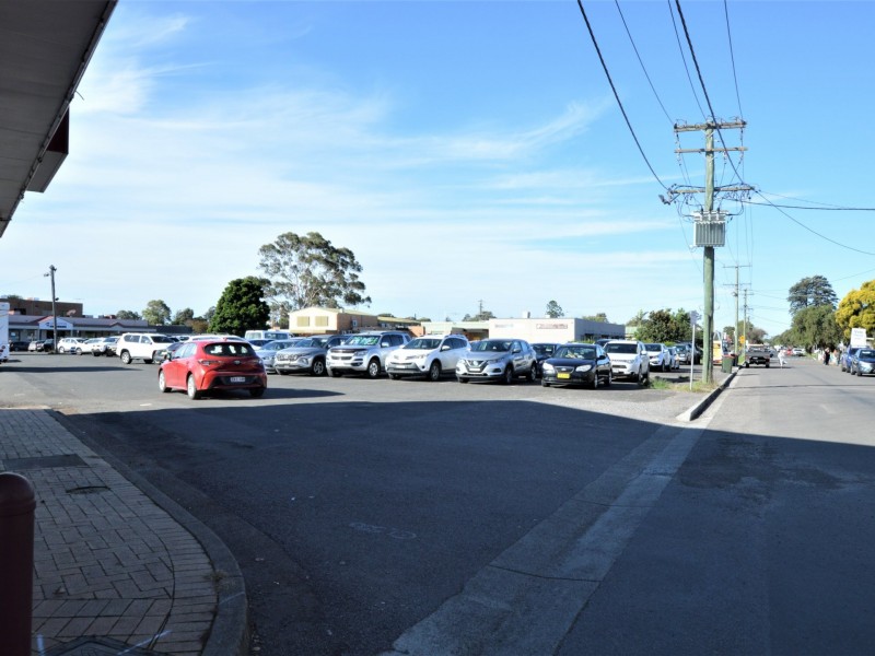 1/1 Laurel Lane, Singleton NSW 2330