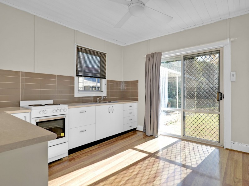 16 Elizabeth Street, Singleton NSW 2330