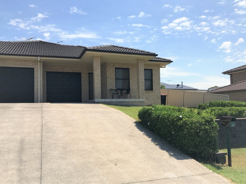 2/168 Gardner Cct, Singleton Heights NSW 2330