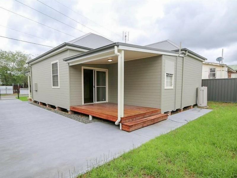 1 Orchard Avenue, Singleton NSW 2330