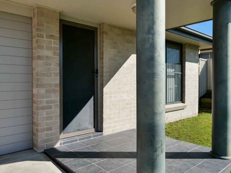 2/67 Casey Drive, Singleton NSW 2330