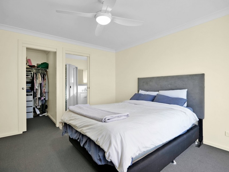 2/67 Casey Drive, Singleton NSW 2330