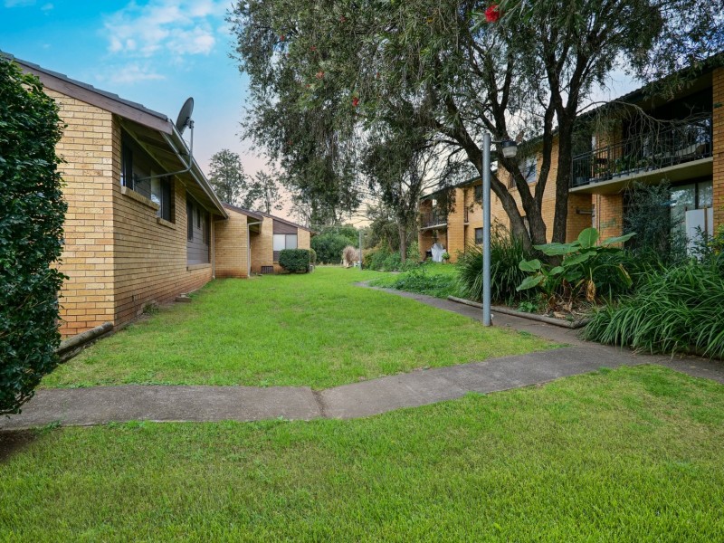 3/11 Boonal Street, Singleton NSW 2330