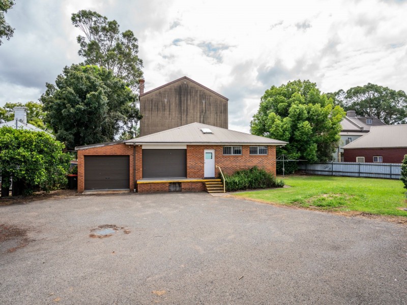 13 Campbell Street, Singleton NSW 2330