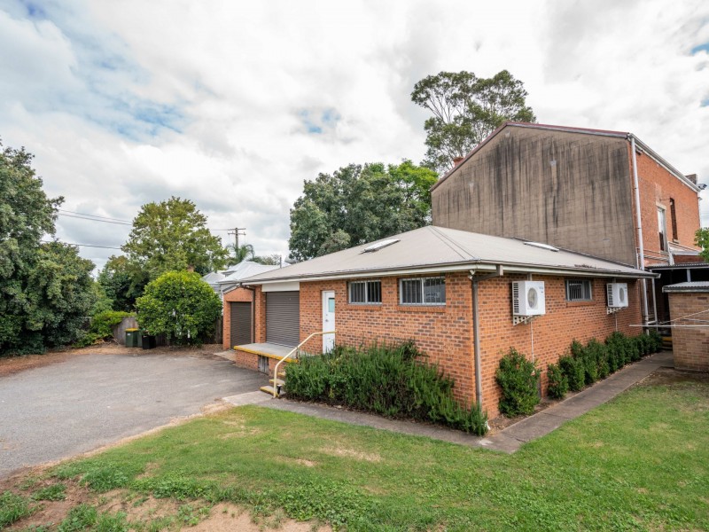 13 Campbell Street, Singleton NSW 2330