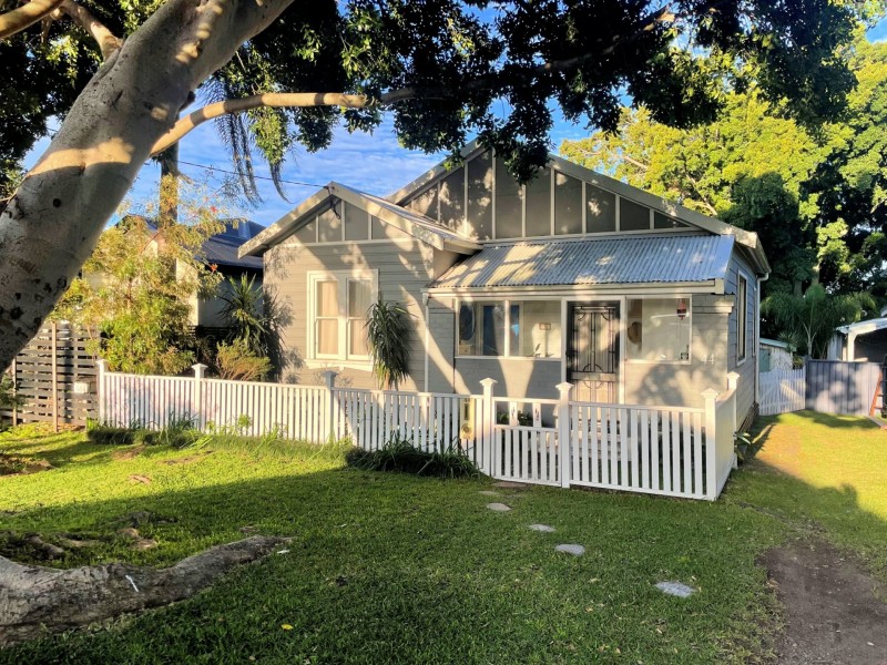 44 Kings Road, Tighes Hill NSW 2297