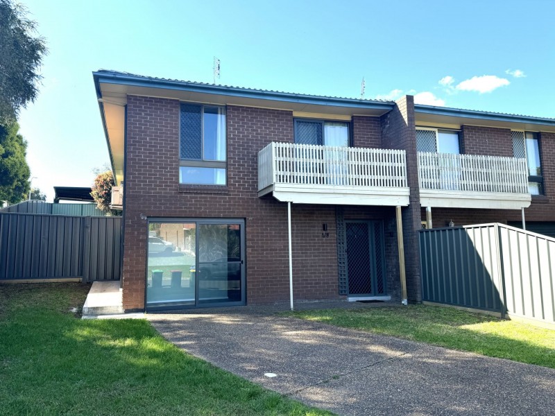1/8 Button Close, Singleton NSW 2330