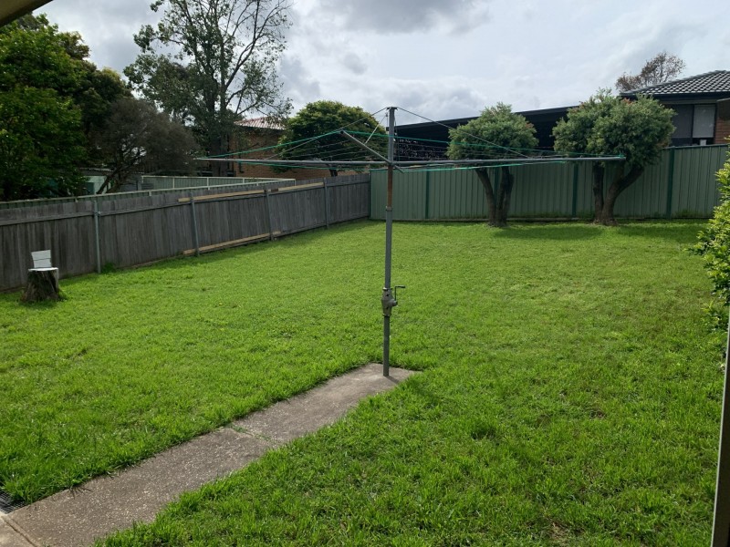 1/8 Button Close, Singleton NSW 2330