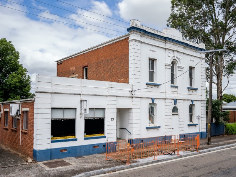 13 Campbell Street, Singleton NSW 2330