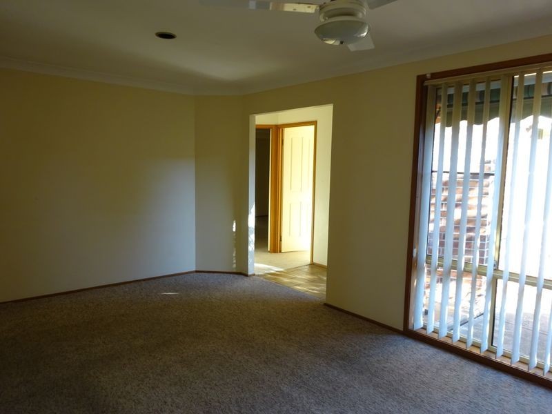 8A Heather Place, Singleton NSW 2330