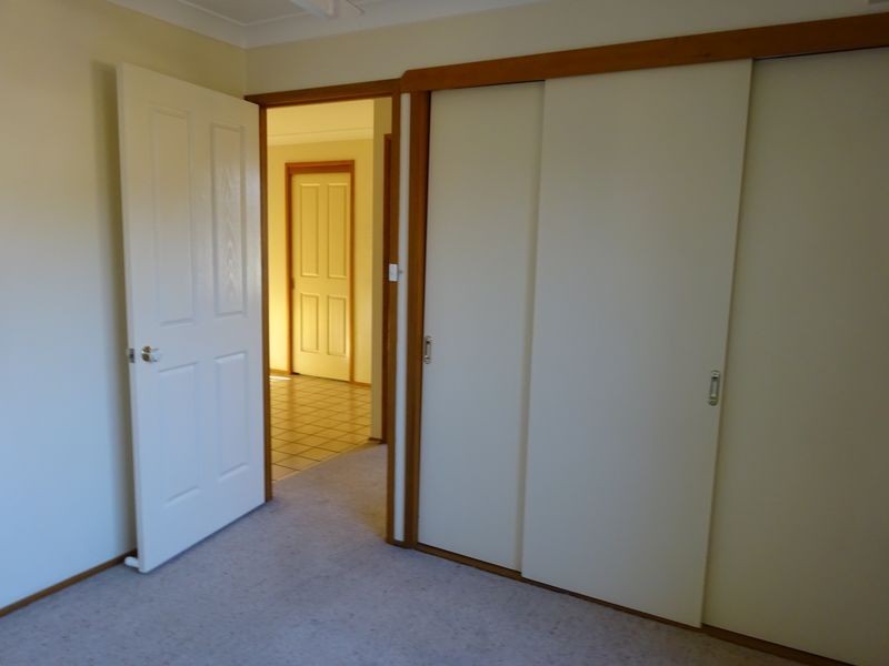 8A Heather Place, Singleton NSW 2330