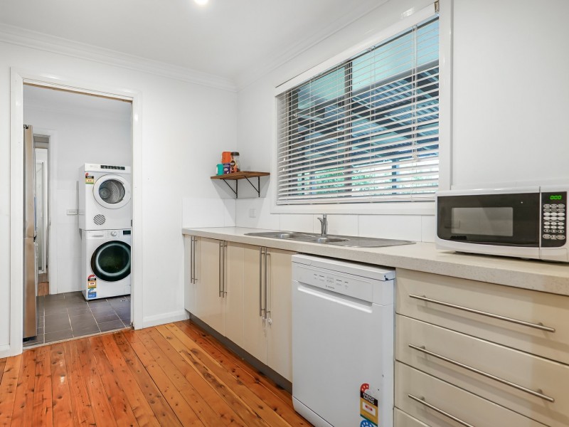 19 James Cook Avenue, Singleton NSW 2330