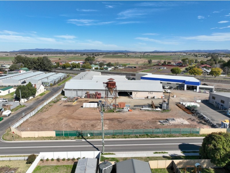 1A Kelso Street, Singleton NSW 2330