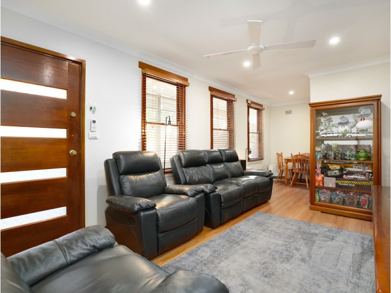 4 Moore Close, Singleton NSW 2330