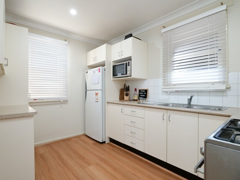 4 Moore Close, Singleton NSW 2330