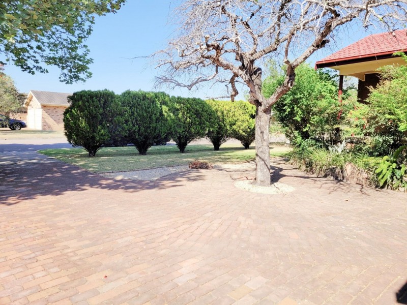 18 Springdale Drive, Singleton NSW 2330