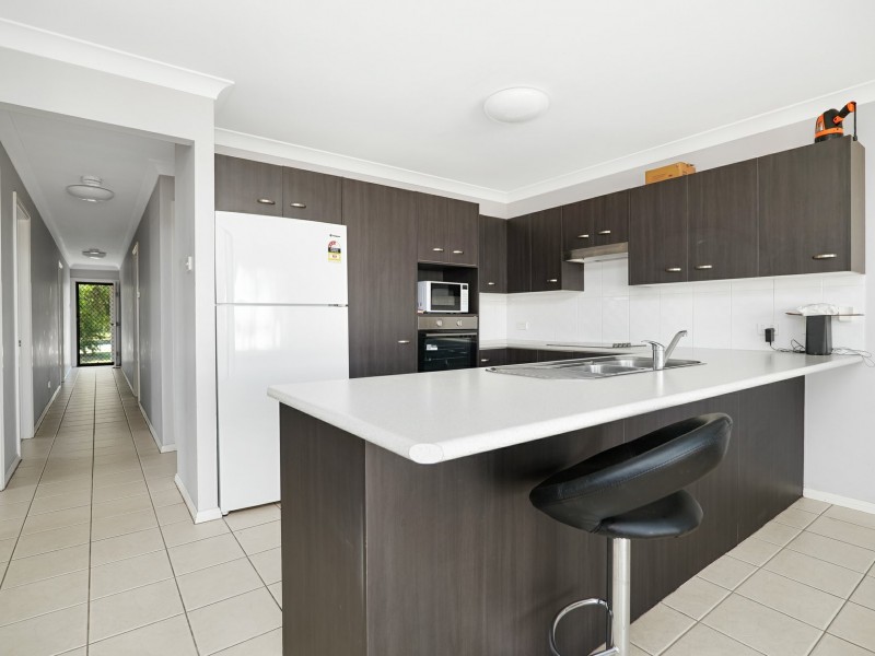 2/62 Wattle Ponds Road, Singleton NSW 2330