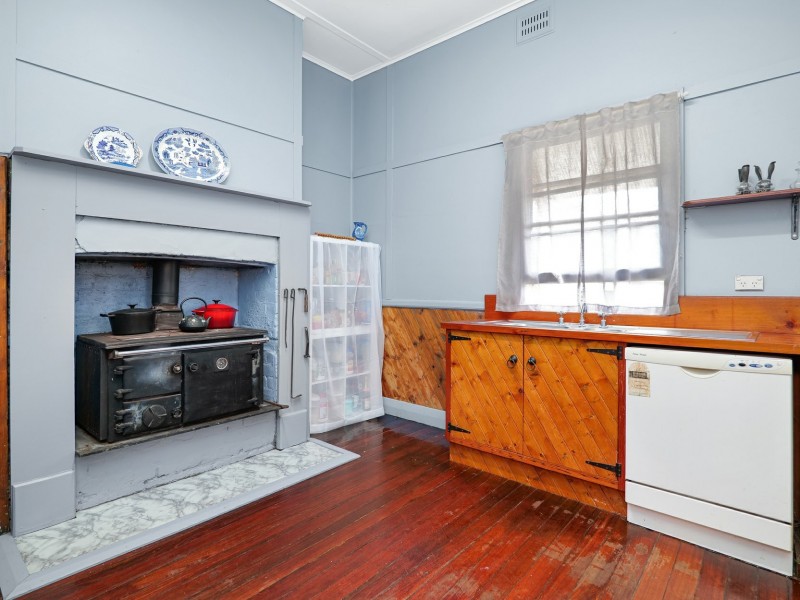 2 Rothbury Street, North Rothbury NSW 2335