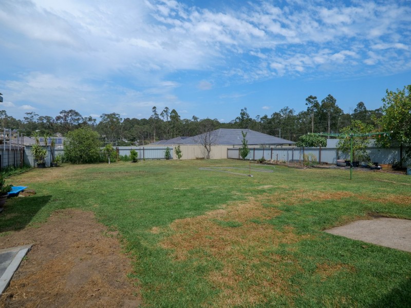 2 Rothbury Street, North Rothbury NSW 2335