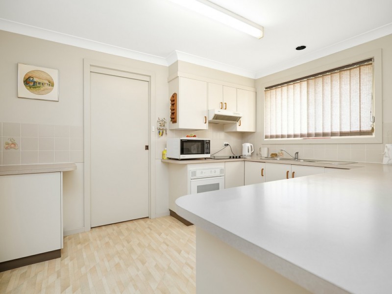 8 Asquith Avenue, Singleton NSW 2330