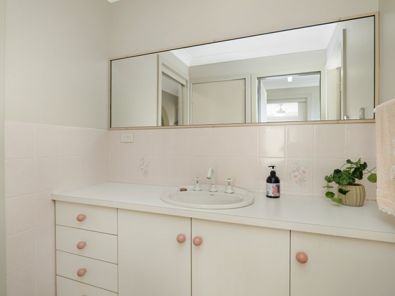 8 Asquith Avenue, Singleton NSW 2330