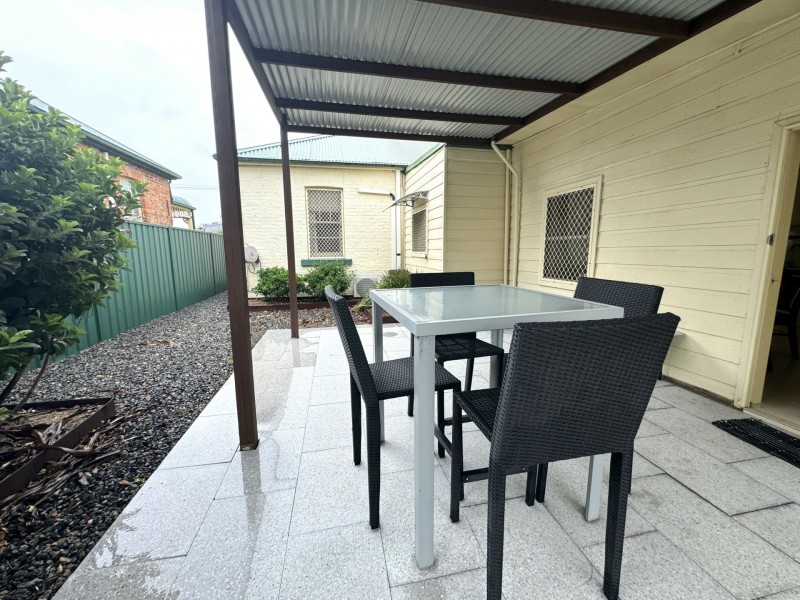 17 Pitt Street, Singleton NSW 2330