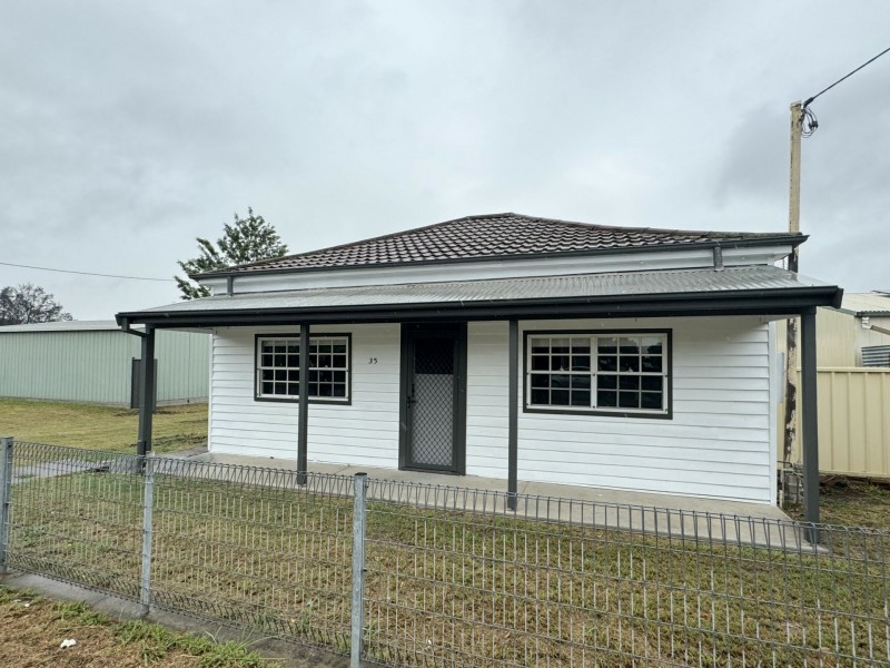 35 Church Street, Singleton NSW 2330