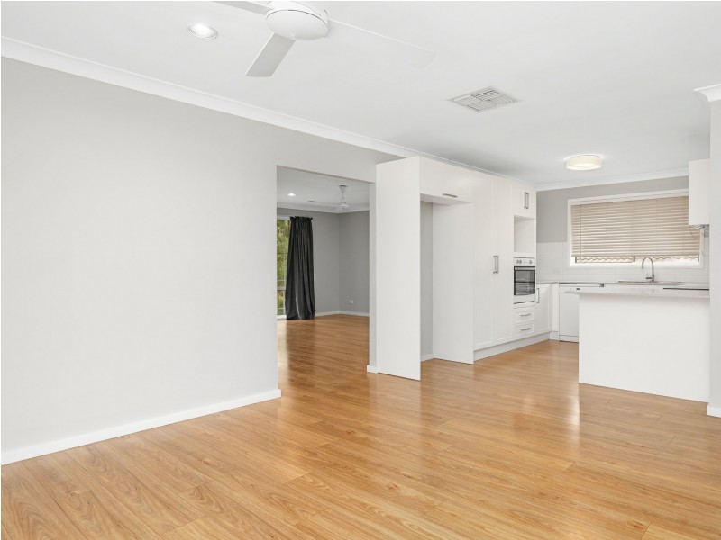 8 Wilmot Place, Singleton NSW 2330