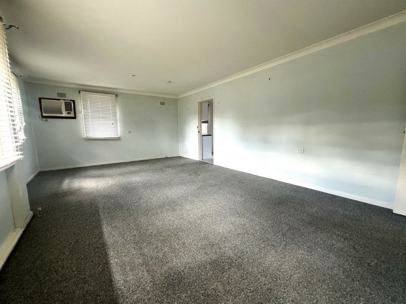 13 Blaxland Avenue, Singleton NSW 2330