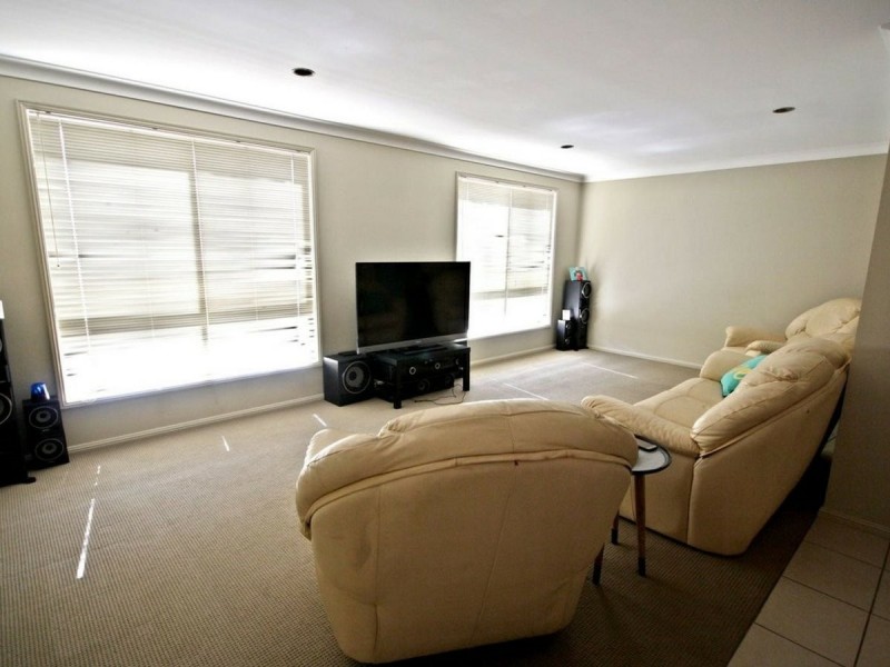 2 John Howe Circuit, Muswellbrook NSW 2333