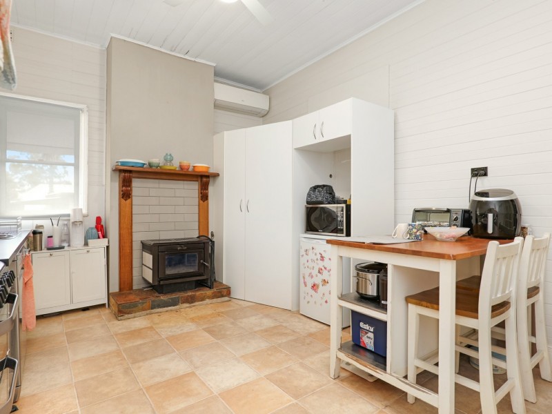 25 Railway Street, Branxton NSW 2335