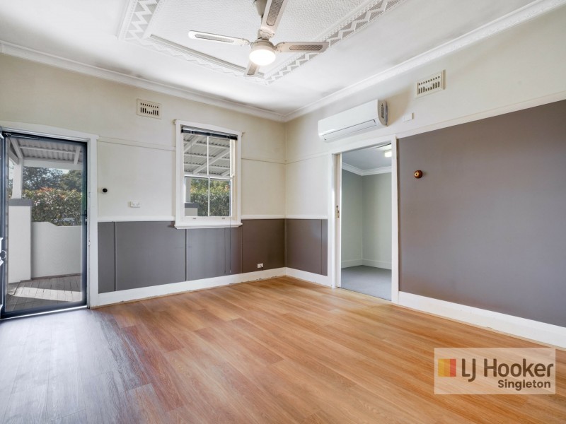 1 Victoria Street, Singleton NSW 2330