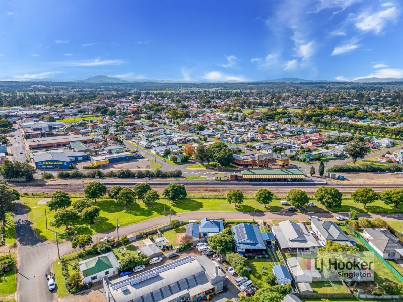 1 Victoria Street, Singleton NSW 2330