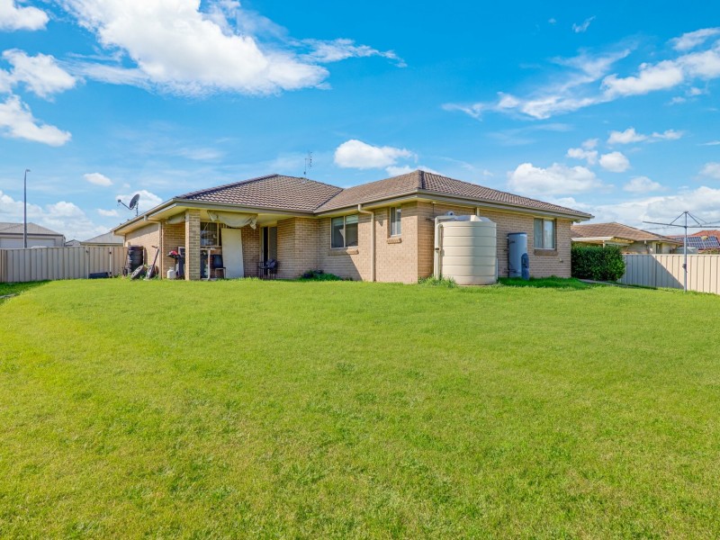 18 Blackley Avenue, Raworth NSW 2321